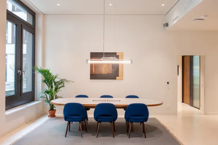 Regus / อาคารราชดา วัน